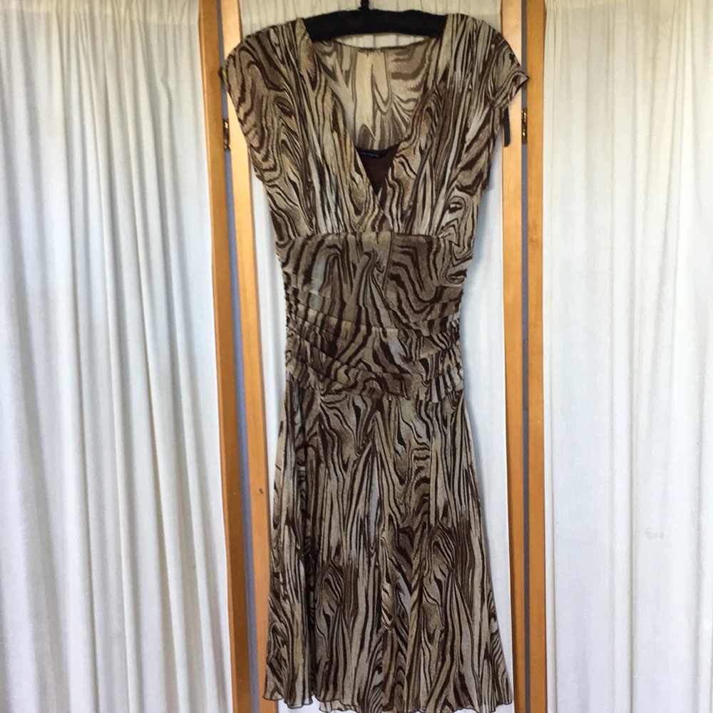 Karen Kane lined nylon dress